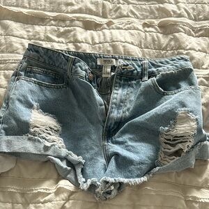 Forever 21 Jean shorts, light wash size 31